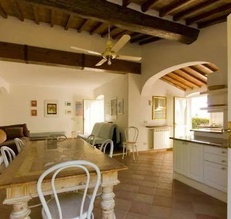 Il Casale Lacona